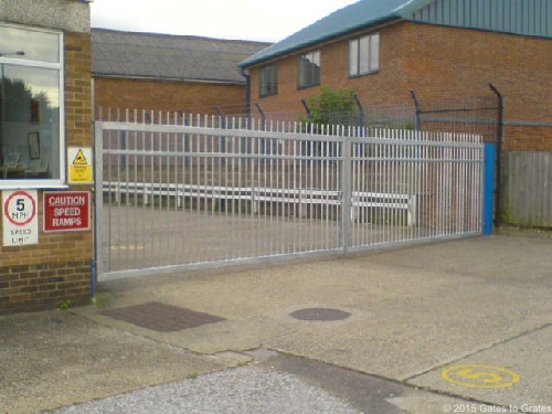 Large commercial gates